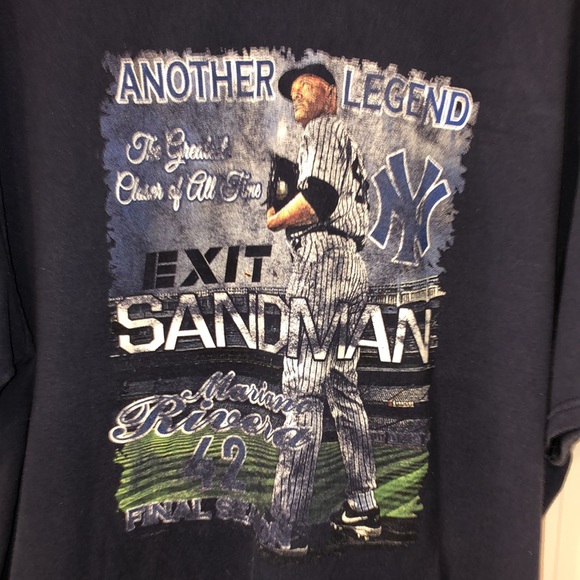 Mariano Rivera USED Blue T-Shirt Exit Sandman - Picture 2 of 5